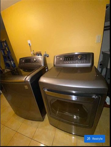 For Lease - 127 Woodcroft Lane Unit# Basement, Vaughan, Ontario - Photo 2