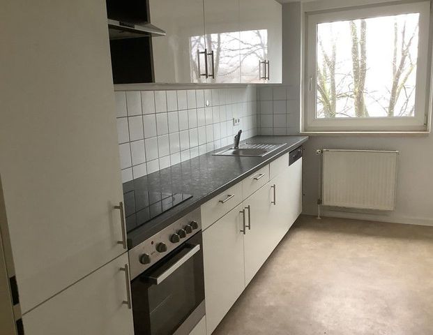 Gemütliche Wohnung mit Einbauküche! - Foto 1