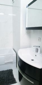 Garsonieră de inchiriat in zona Văcărești - Fotografie 4