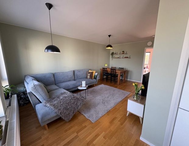Hägerneholmsvägen 8A - Photo 1