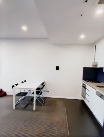 14 Defries Ave, Sydney - Photo 2