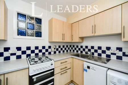 1 bedroom flat to rent - Photo 5