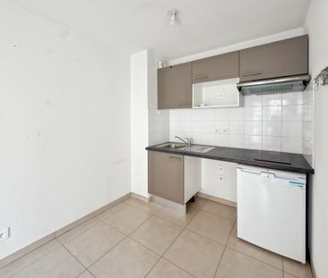 Location Appartement 2 pièces 40m² JUAN LES PINS 06160 - Photo 3