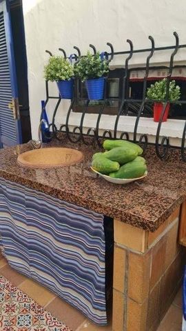 Palmas de Gran Canaria (Las), Canary Islands - Photo 2