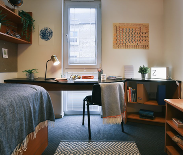 1 bedroom in a flat share to rent - Photo 5