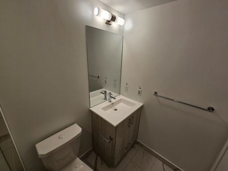 For Lease - 180 Front Street Unit# 906, Toronto, Ontario - Photo 4