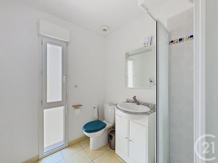Location Appartement 1 pièce 23m² ST JULIEN LES VILLAS 10800 - Photo 5