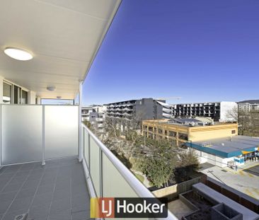 Fully furnished and equipped - NEW PHOTOS TO COME! - Photo 3