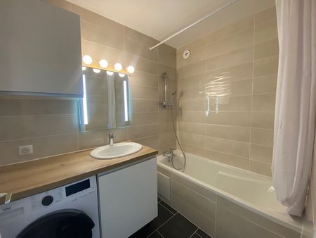 Location Appartement 3 pièces 64m² - Photo 5