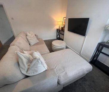 2 bedroom house to rent - Photo 1