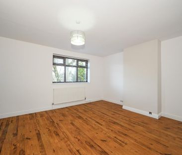 2 bedroom semi-detached house to rent - Photo 6