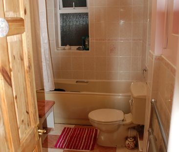 Room in a Shared House, Rose Avenue, SM4 - Photo 2