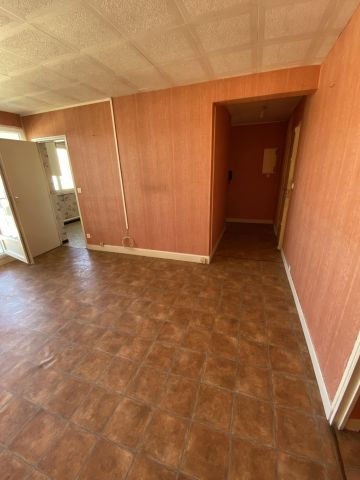 Appartement T2 de 45m2 tout proche du centre-ville - Photo 2