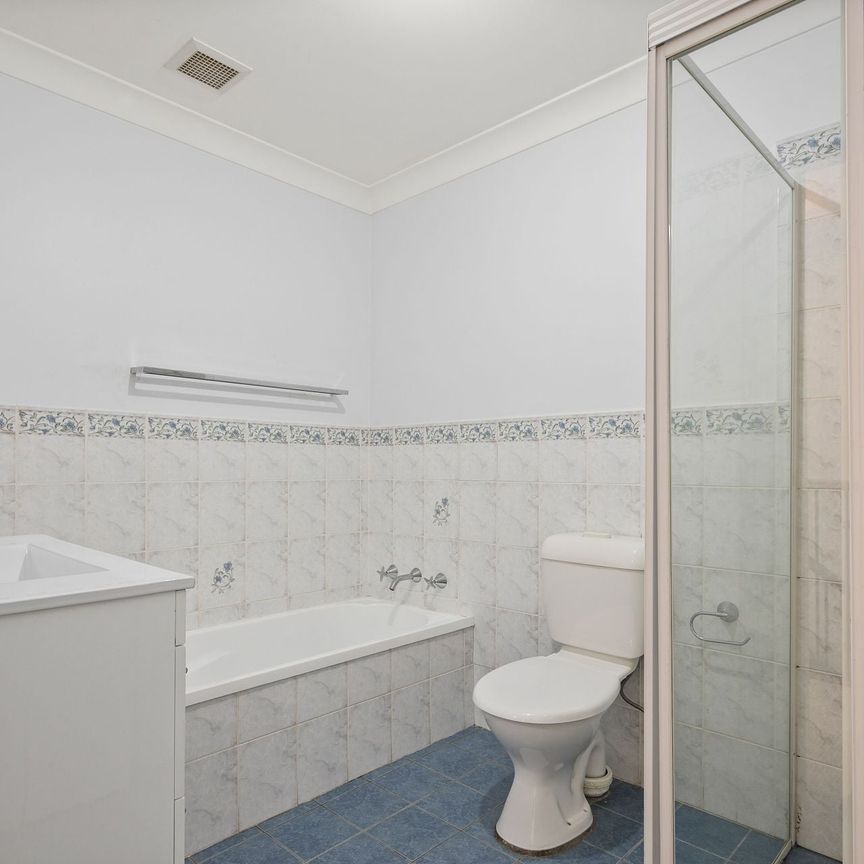 Coastal elegance in the heart of Shellharbour Village - Photo 1