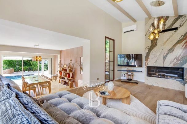 LES ISSAMBRES - VILLA DE CHARME - 4 CHAMBRES - VUE MER - Photo 1