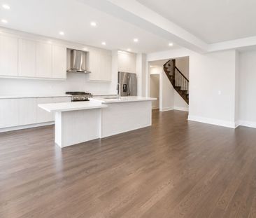 For Lease - 37 Schmeltzer Crescent, Richmond Hill, Ontario - Photo 2