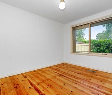 33 Box Avenue, Forest Hill VIC 3131 - Photo 2