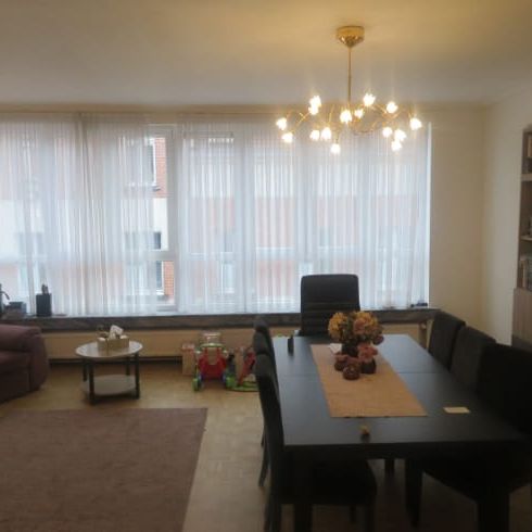 Appartement te huur - Photo 1