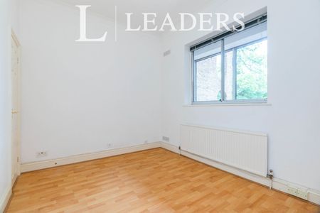 2 bedroom property to rent Stroudwater Park, Weybridge, KT13 - Photo 5