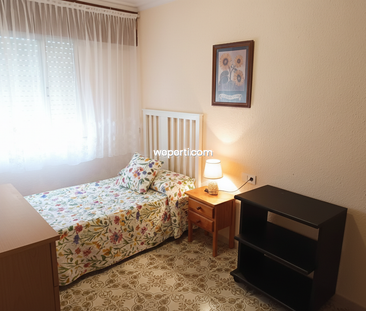 Apartment in Torrevieja, CENTRO, for rent - Photo 2