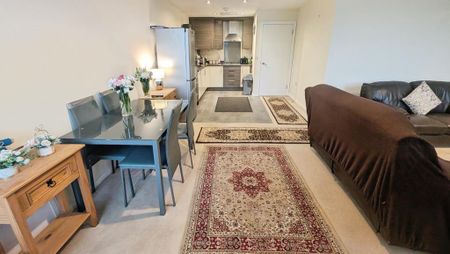 2 bedroom apartment to rent - Photo 2