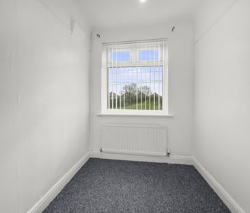 Colinmander Gardens, Ormskirk - Photo 2