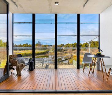 112/45 Eastlake Parade, Kingston - Photo 1