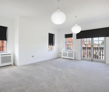 4 bedroom townhouse to rent - Photo 1