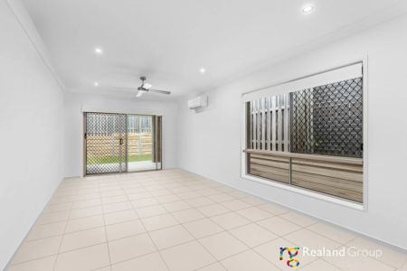 Charming Family Home in Flagstone - Photo 3