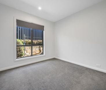 18 Quigley Street, Googong - Photo 4