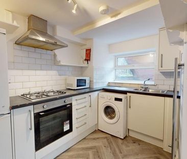 2 bedroom flat to rent - Photo 4