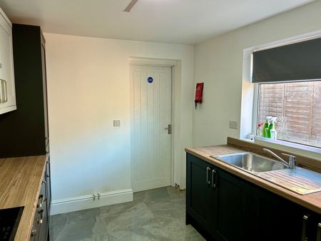 Room in a Shared House, Chestnut Road, B13 - Photo 2