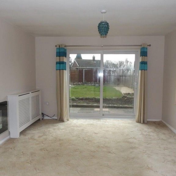 2 BED Bungalow To rent - Photo 1