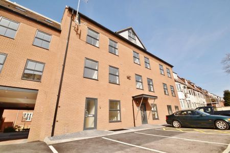 2 bedroom flat to rent - Photo 4