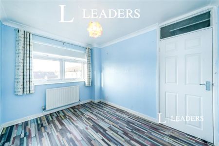 3 bedroom terraced house to rent - Photo 3