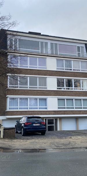 - SINT-AMANDSBERG - Ruim appartement met twee slaapkamers en garage - Foto 1