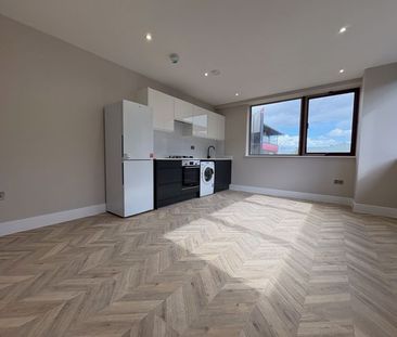 Fishponds Road, Wokingham - Photo 6