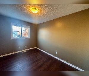 Westpark 3 Bed 2.5 Bath Duplex Fort Saskatchewan - Photo 4