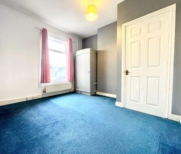 3 bedroom terraced house to rent - Photo 6