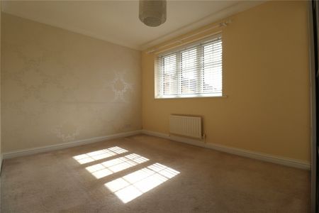 Steele Avenue, Worcester Park, Greenhithe, DA9 9PQ - Photo 4