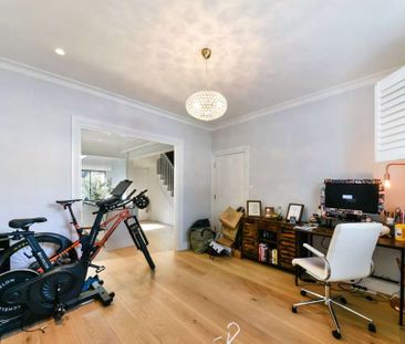 Simply gorgeous, 3 double bedroom house to rent in the heart of Gre... - Photo 2