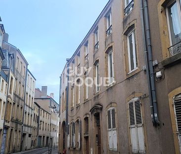 Appartement F2 duplex meublé METZ vieille ville - Photo 2