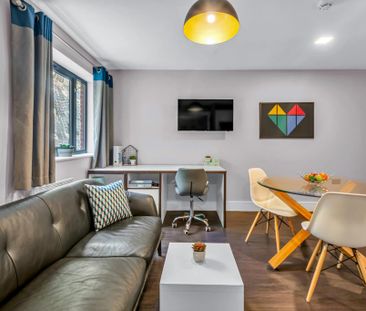 1 bedroom private hall to rent - Photo 2