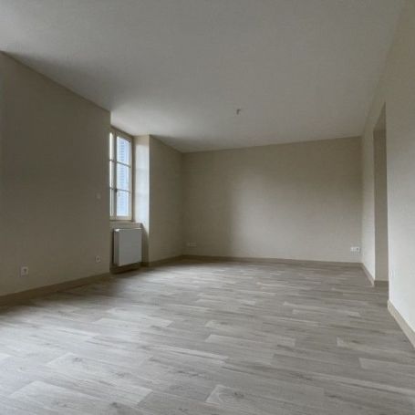 Location Appartement P3 Vue sur la vidalie rénové(e) Thiers - Photo 1