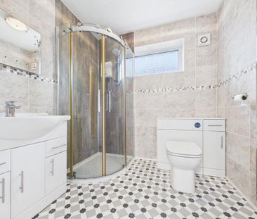 2 bedroom detached bungalow to rent - Photo 2