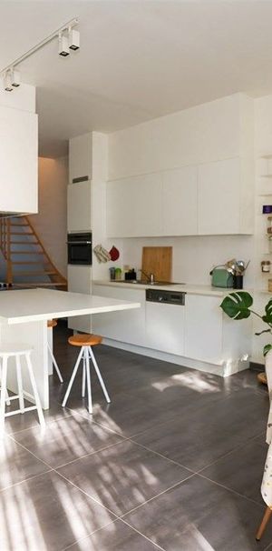 Huis te huur in Kortrijk voor € 1.025 met 3 slaapkamers - Photo 1
