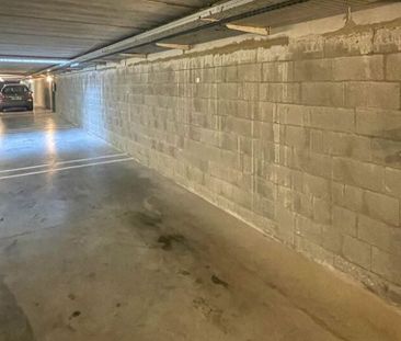 Appartement te huur in Tournai voor € 700 met 1 slaapkamer - Photo 2