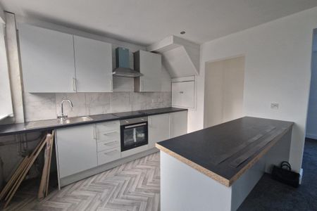 Westbourne Crescent - Photo 3