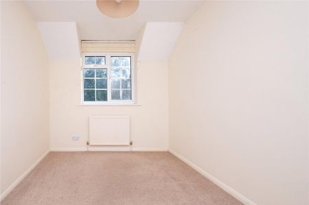 2 bedroom end of terrace house to rent - Photo 5