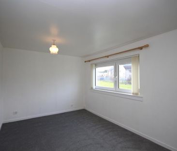 2 bedroom end of terrace house to rent - Photo 6